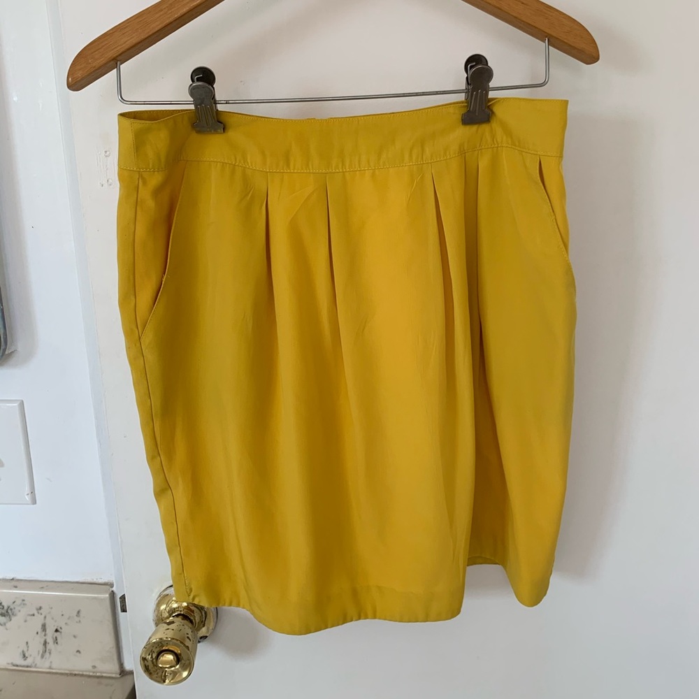 Forever 21 Yellow mini skirt